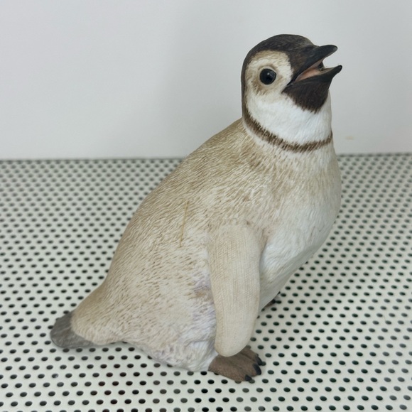 Other - COR Teetering Penguin collectible figurine 1987